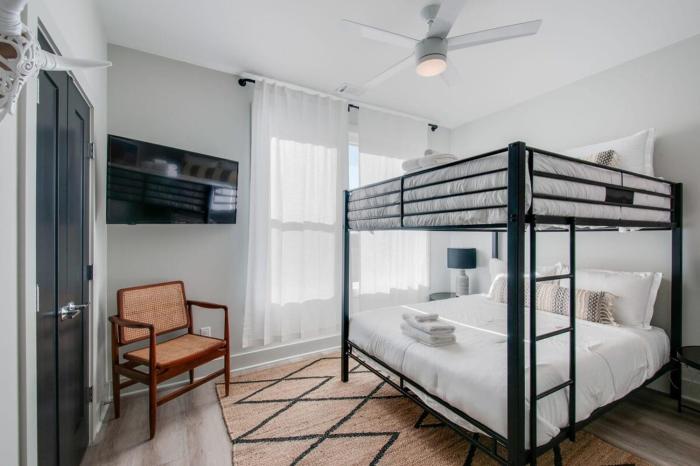 east nash double 26 beds booking fast