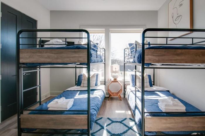 east nash double 26 beds booking fast