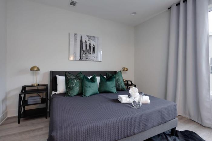 east nash double 26 beds booking fast