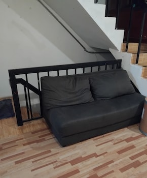 gravity hostel
