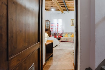Borgo Antico Residence,,3 star