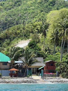 jovillena beach resort lobo batangas