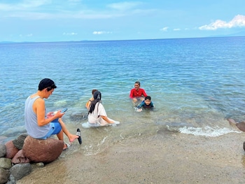 jovillena beach resort lobo batangas