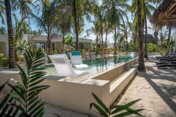 The Oasis Residence,,4 star