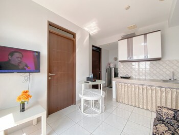 the elevated abode 2br at mekarwangi square cibaduyut apartment