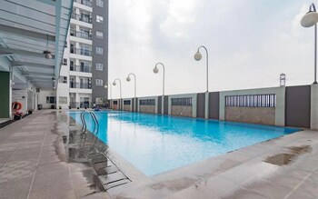 The Elevated Abode 2Br At Mekarwangi Square Cibaduyut Apartment,,3 star