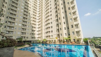 Best Deal 1Br Apartment Parahyangan Residence,,3 star