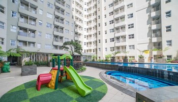 the metropolitan manor studio apartment at parahyangan residence