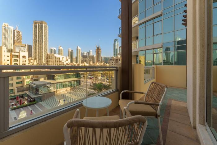 maison privee exclusive duplex villa with panoramic terrace overlooking burj khalifa