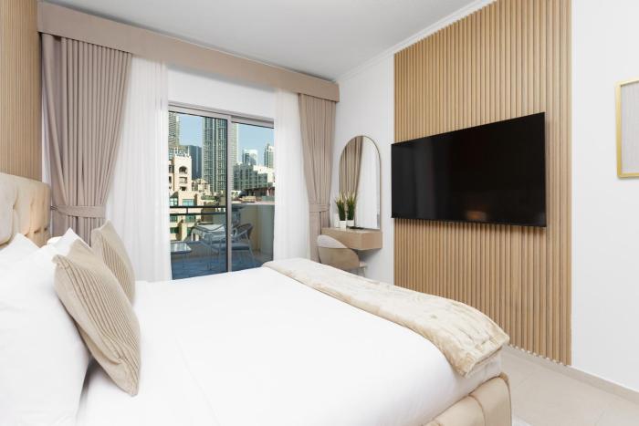 maison privee exclusive duplex villa with panoramic terrace overlooking burj khalifa