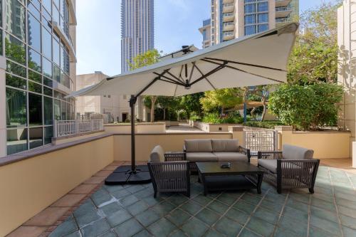 maison privee exclusive duplex villa with panoramic terrace overlooking burj khalifa