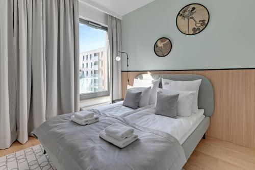 brabank riverside and parking by downtown apartments