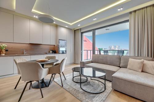 brabank riverside and parking by downtown apartments