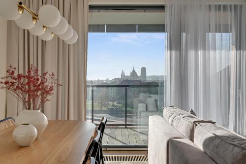 brabank riverside and parking by downtown apartments