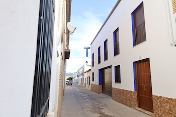 Hospedium Dlj Hostal La Paz Marmolejo,,2 star