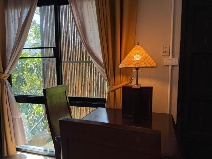 golden mango house