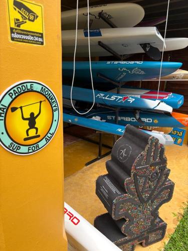 golden mango house
