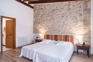Hotel Can Moragues,Near Ajuntament,4 star