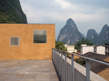 yangshuo geemu building house