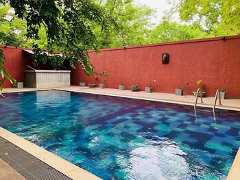 Villa Tambaka Retreat,,4 star