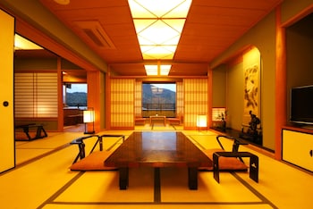Kawaguchiya Kinosaki Riverside Hotel,Yosano>>Toyooka,4 star