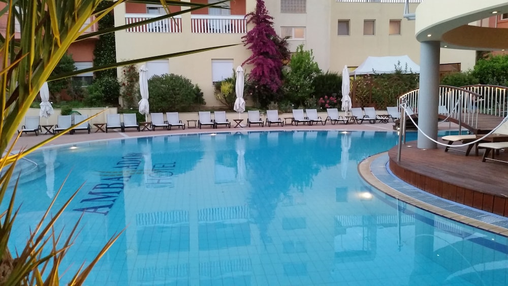ambassador hotel thessaloniki