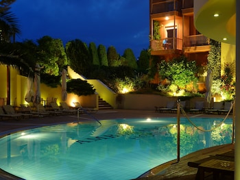 Ambassador Hotel Thessaloniki,Peraia>>Epanomi,3 star