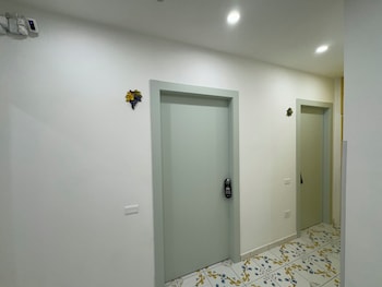 angela house sorrento center