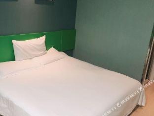 elan hotel tianjin railway station store