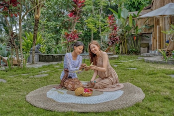 bamboo cabin sanctuary ubud
