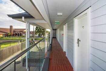 yates park motel
