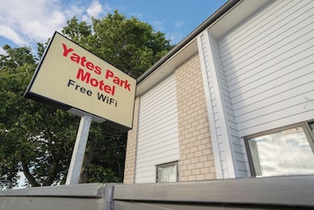 yates park motel