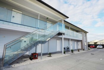 yates park motel