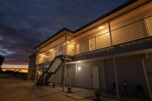 yates park motel