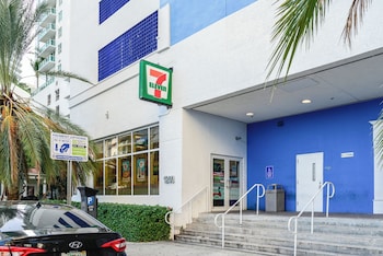 modern condos located in brickell