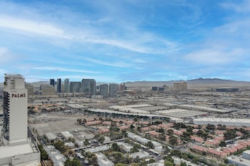 avas suite 37th flr palms place