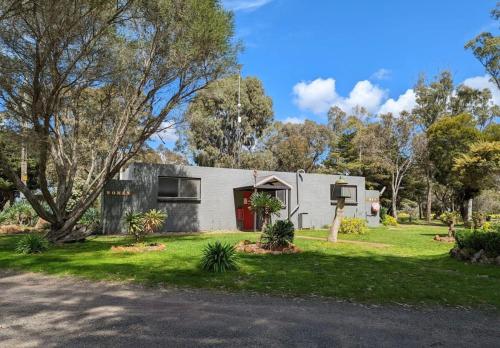 tiny away escape at grampians edge