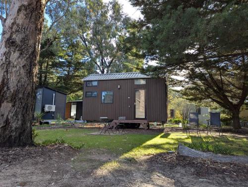 tiny away escape at grampians edge