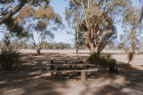 tiny away escape at grampians edge
