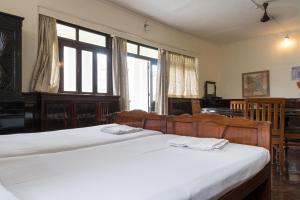 Bentleys Hotel Colaba,Navi Mumbai>>Mumbai,3 star