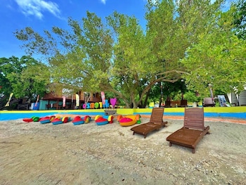 arenzo beach resort calatagan batangas