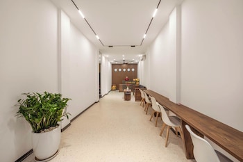kly luxury hotel
