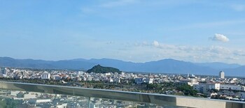 hong loan condotel apec phu yen