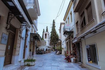 plaka apartment