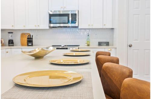 urban delight 4br 3ba near city center