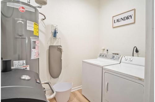 urban delight 4br 3ba near city center