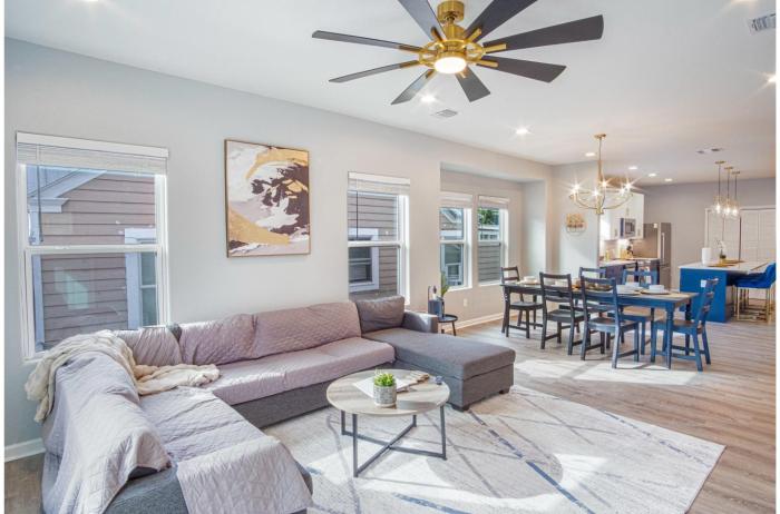 lovely and charming 4br 2 5ba near downtowns prime