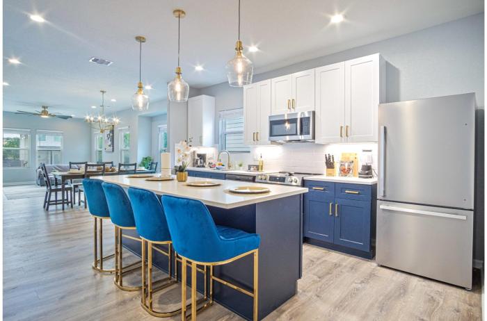 lovely and charming 4br 2 5ba near downtowns prime
