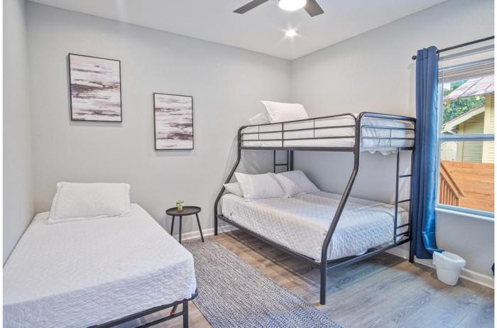 lovely and charming 4br 2 5ba near downtowns prime