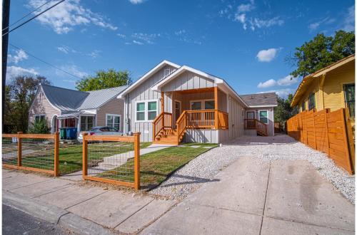 lovely and charming 4br 2 5ba near downtowns prime